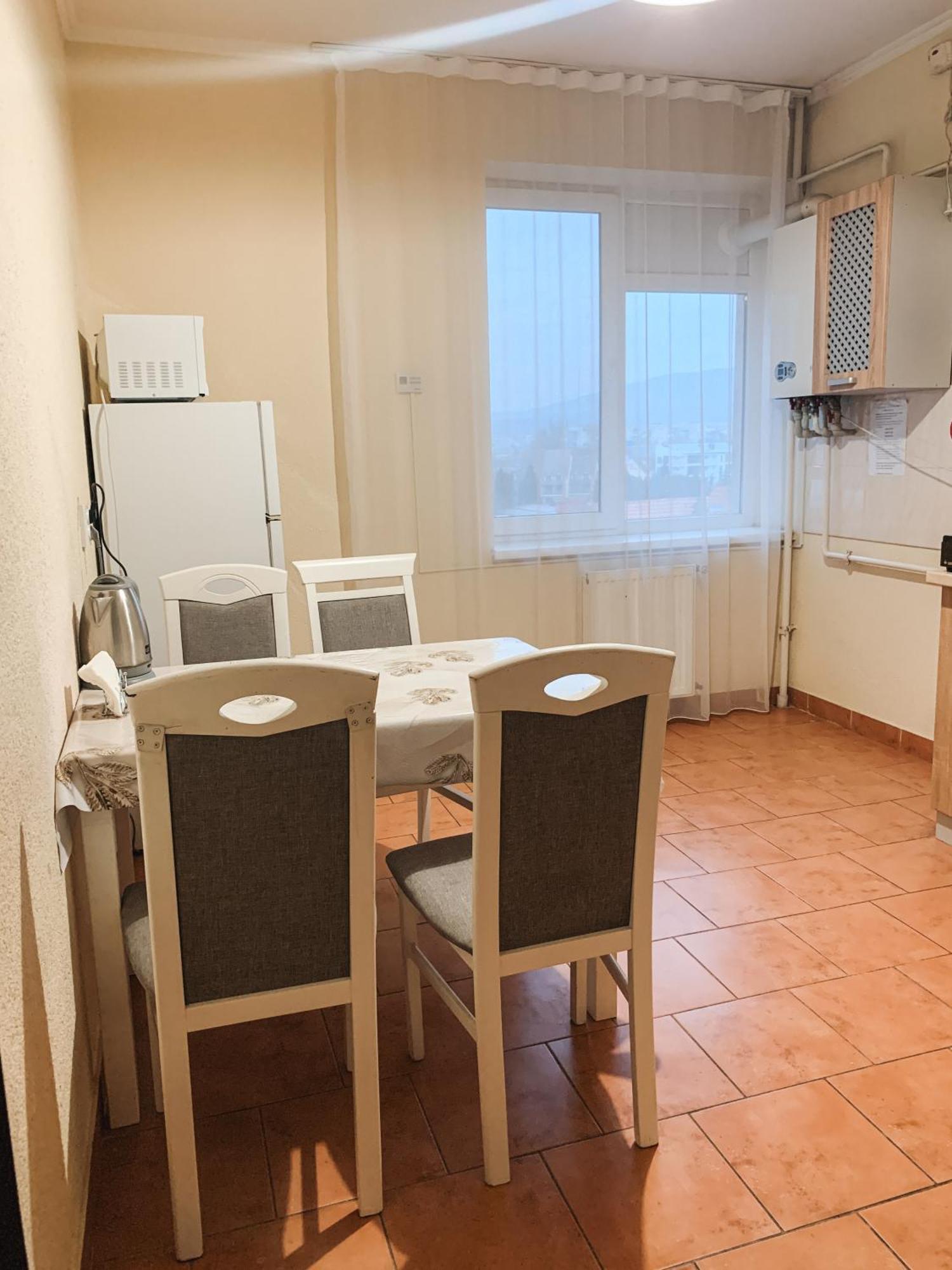 Apartments Domovik Parkaniya, 2A Moukatcheve Extérieur photo