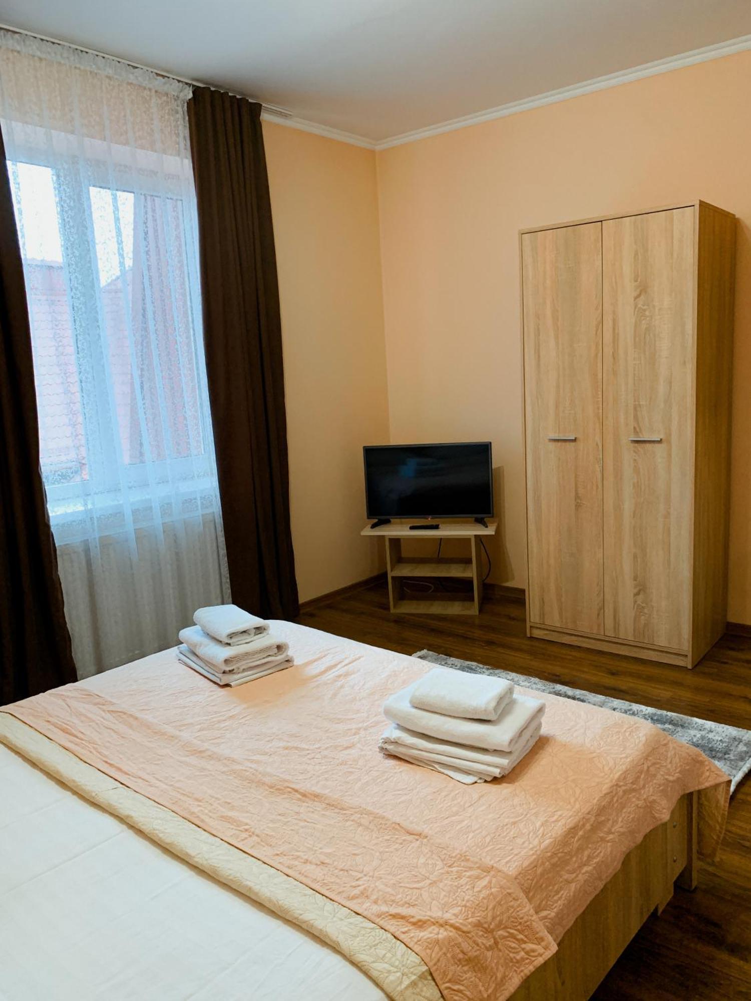 Apartments Domovik Parkaniya, 2A Moukatcheve Extérieur photo
